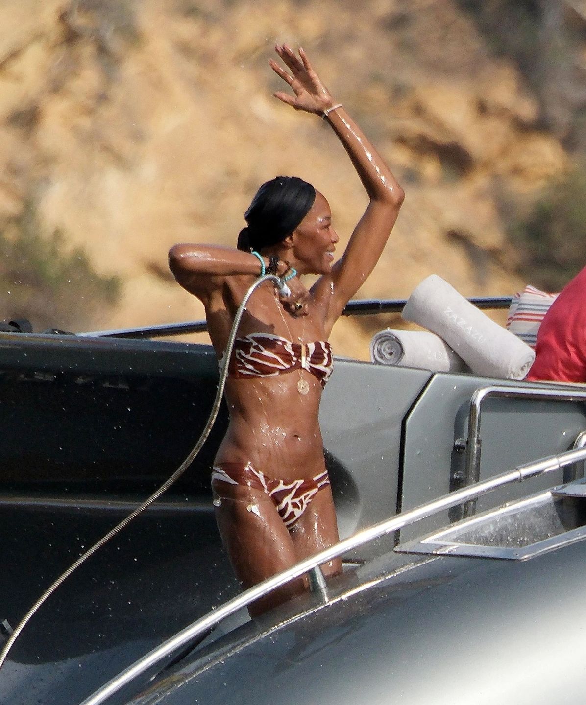 Rajskie wakacje Naomi Campbell na Ibizie