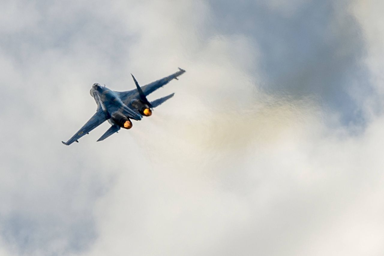 Ukrainian jets strike deep into Russia with US-made bombs