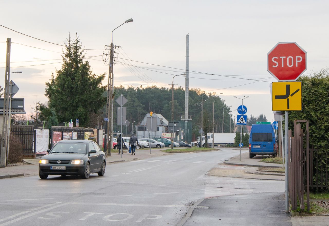 Nie każdy rozumie, że kierunek jazdy i przebieg drogi z pierwszeństwem to dwie różne kwestie