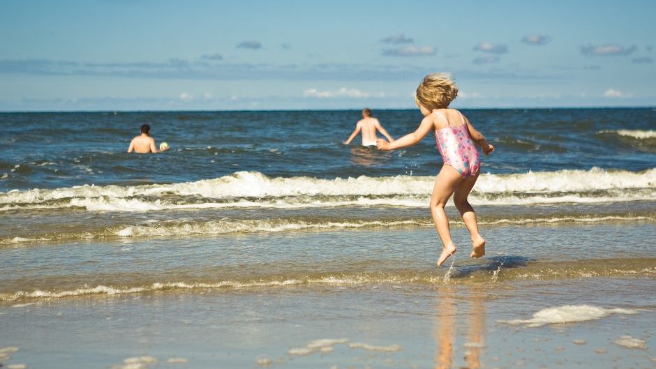2-latka wylądowała w szpitalu. Mama ostrzega przez upałem