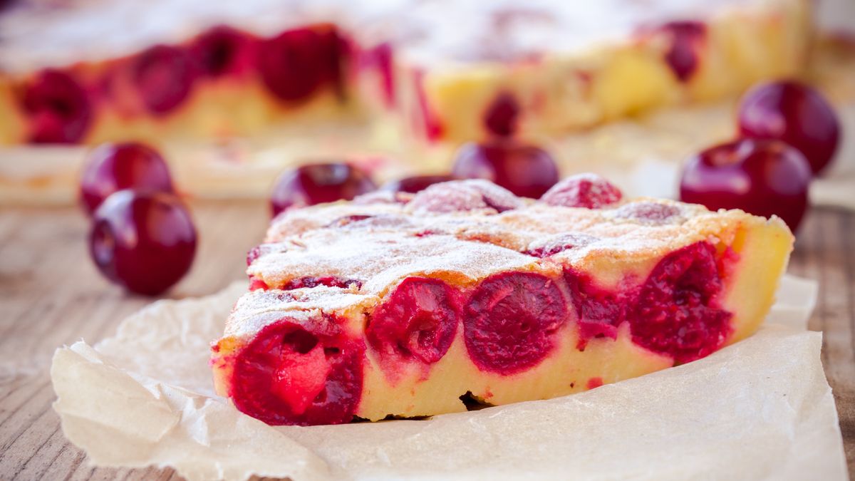 Clafoutis z czereśniami to przysmak z francuskiego bistro