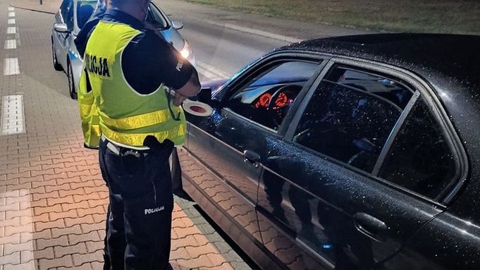 Dla niektórych kierowców kursy stały się regularnie używanym kołem ratunkowym - zdjęcie ilustracyjne