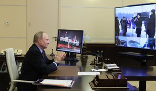 Putin w bunkrze. Kuriozalne sceny w Rosji
