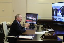 Putin w bunkrze. Kuriozalne sceny w Rosji