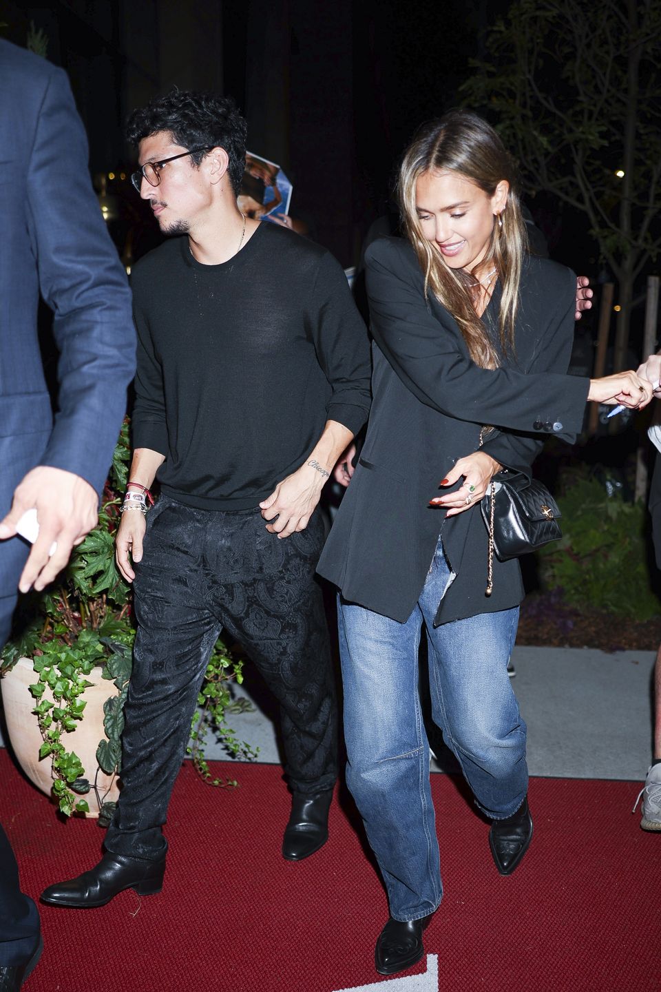 Jessica Alba i Danny Ramirez