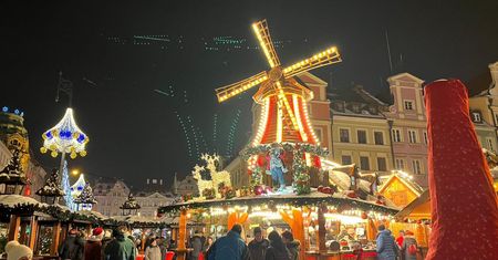 Ile miasto zarabia na jarmarku? Oddali rynek, do sieci trafiła faktura