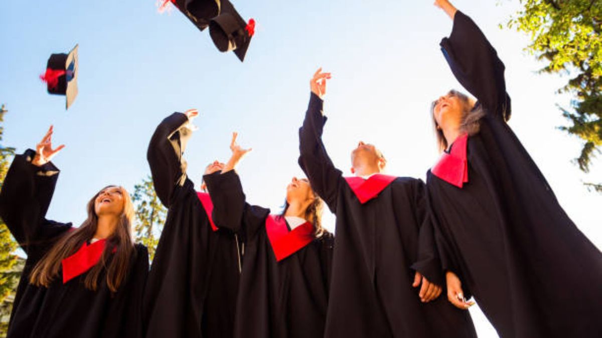 Trzy uczelnie złożyły zawiadomienie do prokuratury. Chodzi o dyp