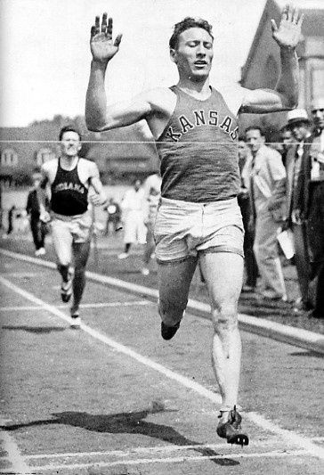 Glenn Cunningham w 1933 roku/źródło: domena publiczna