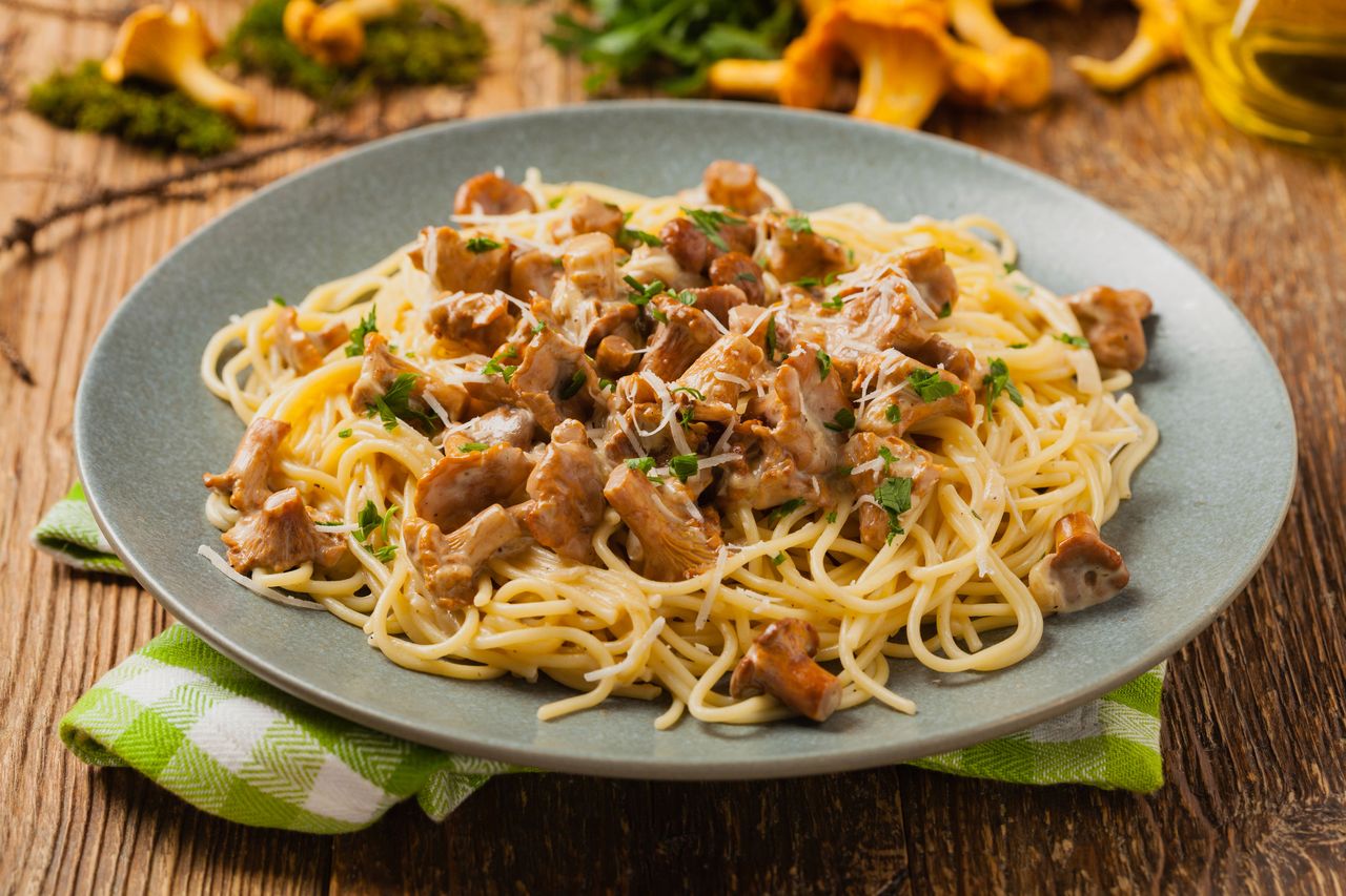 Jak przyrządzić smaczny sos kurkowy?