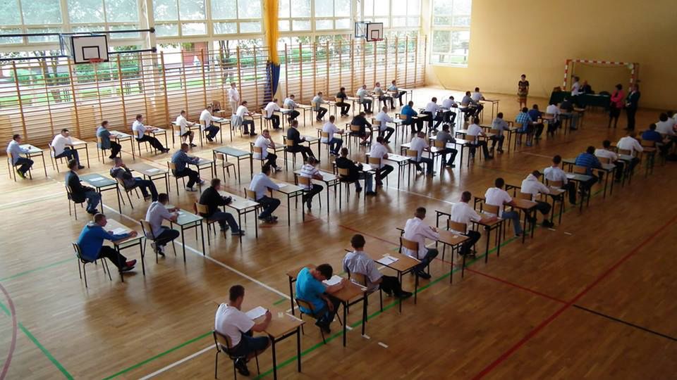 List Starosty Marzeny Dębniak do maturzystów, wychowawców, nauczycieli i pracowników oświaty