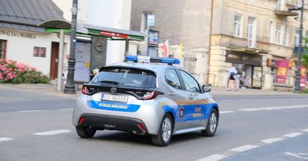 Nikt nie zgłosił się w przetargu na dostawę nowych aut dla Straży Miejskiej. Ta udzieliła zamówienia z wolnej ręki