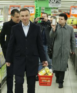 Sprawdzili, ile kosztuje "koszyk Dudy". Wzrost cen przyprawia o zawrót głowy