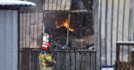 Gigantyczny pożar w Lublinie. Płonie hala ze sprzętem AGD