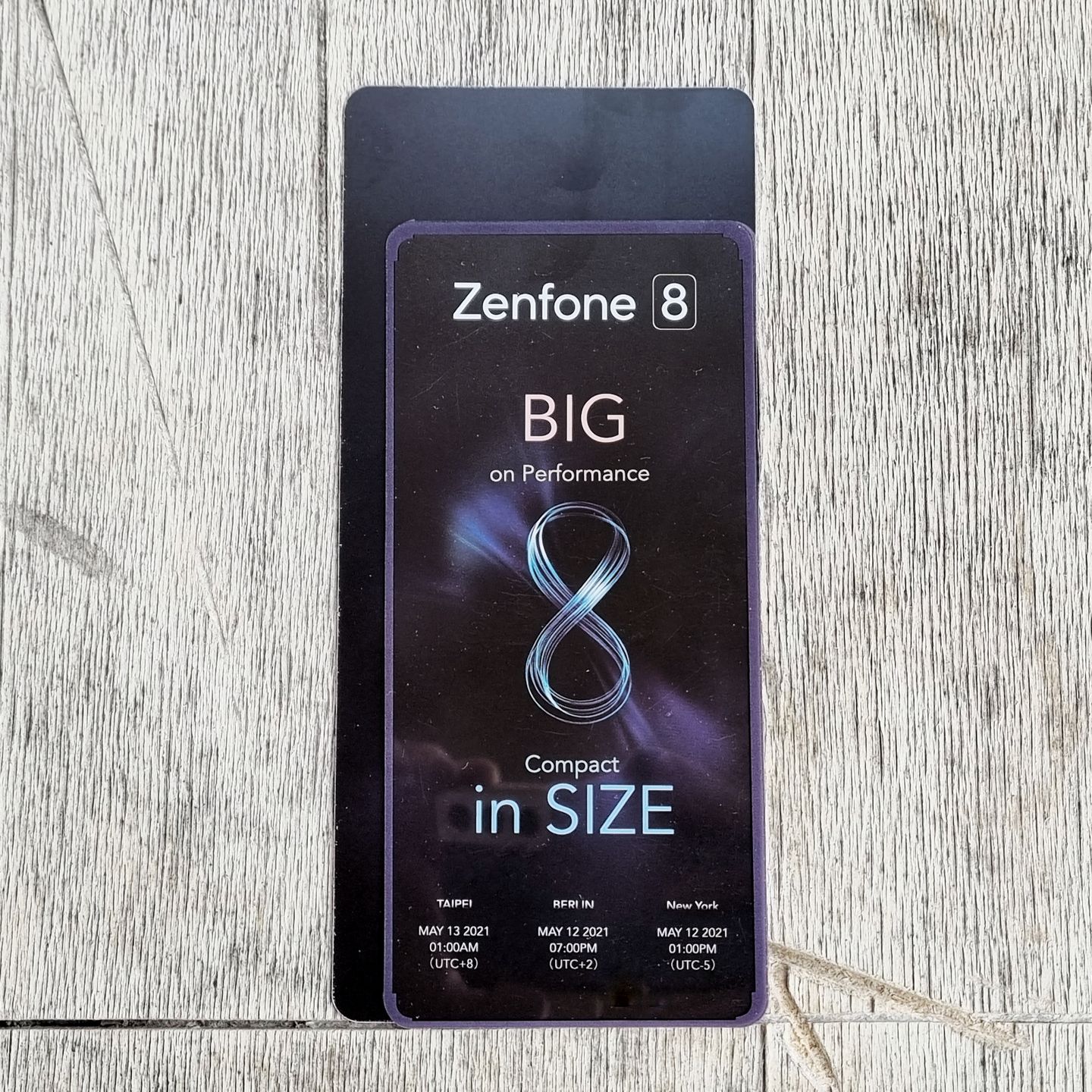 Chyba ASUS właśnie pokazał mi, jak mały będzie ZenFone 8 mini 3