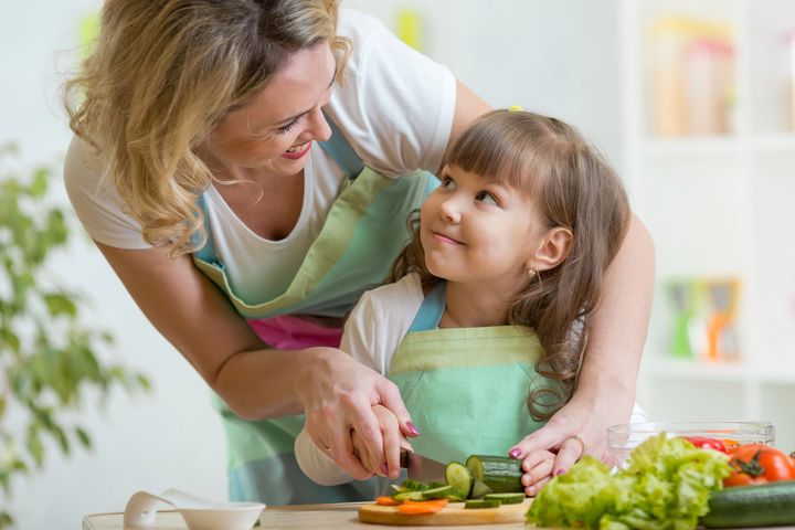 Mama odgrywa ważną rolę w życiu dziecka, dlatego życzenia powinny odzwierciedlać jak ważna jest ta relacja