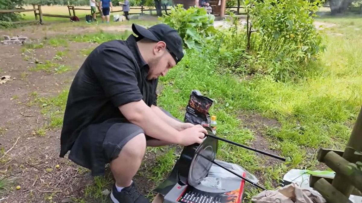 Rosjanin mieszkający w Polsce zorganizował grilla.