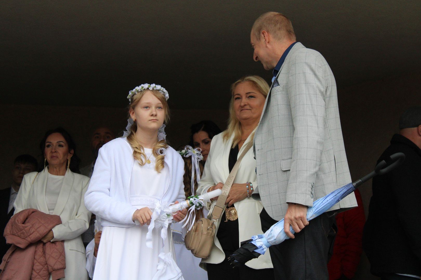 Pierwsza Komunia Święta na osiedlu Grunwaldzkim w Gnieźnie. Sakrament przyjęło 86 dzieci