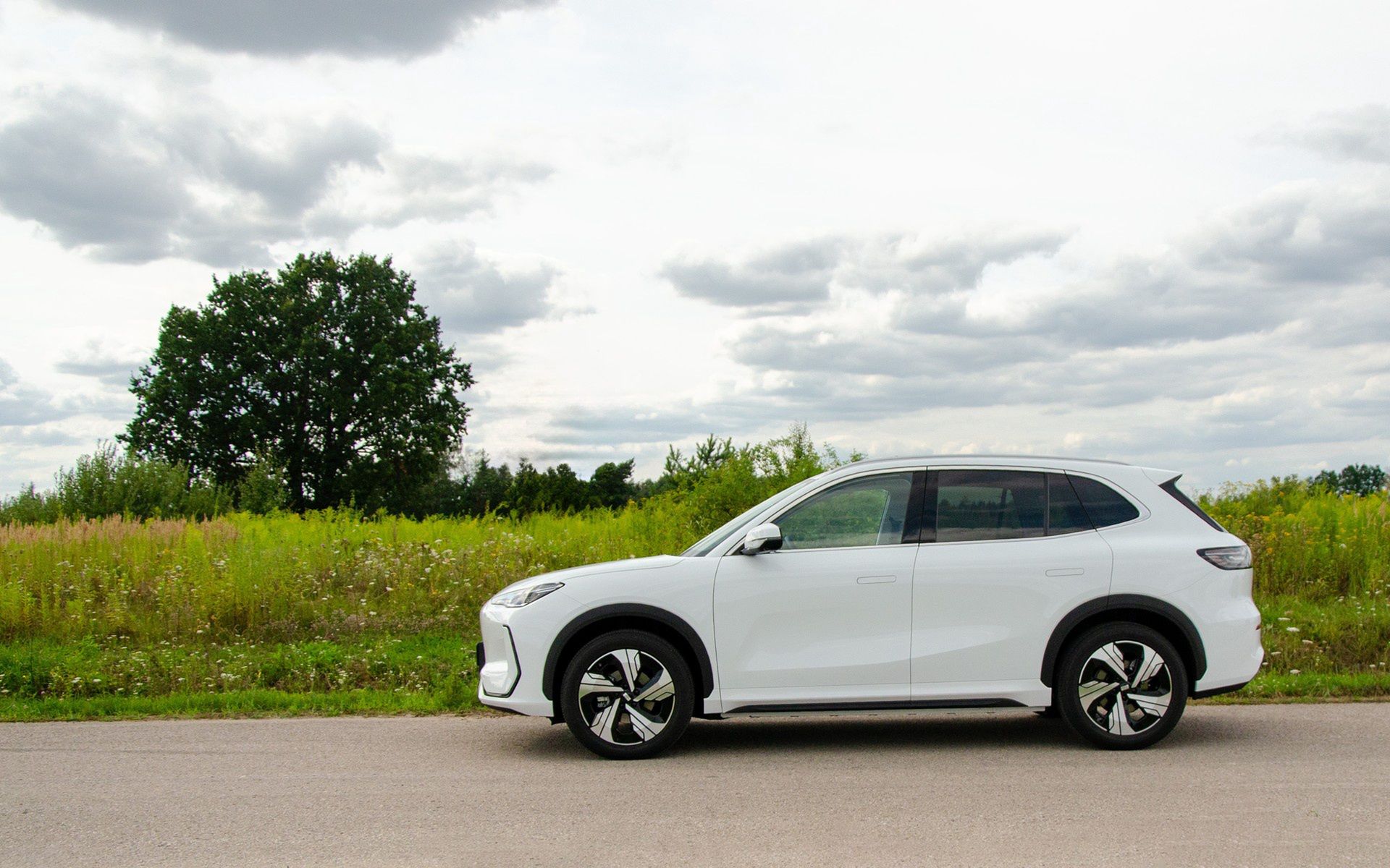 Geely EX5