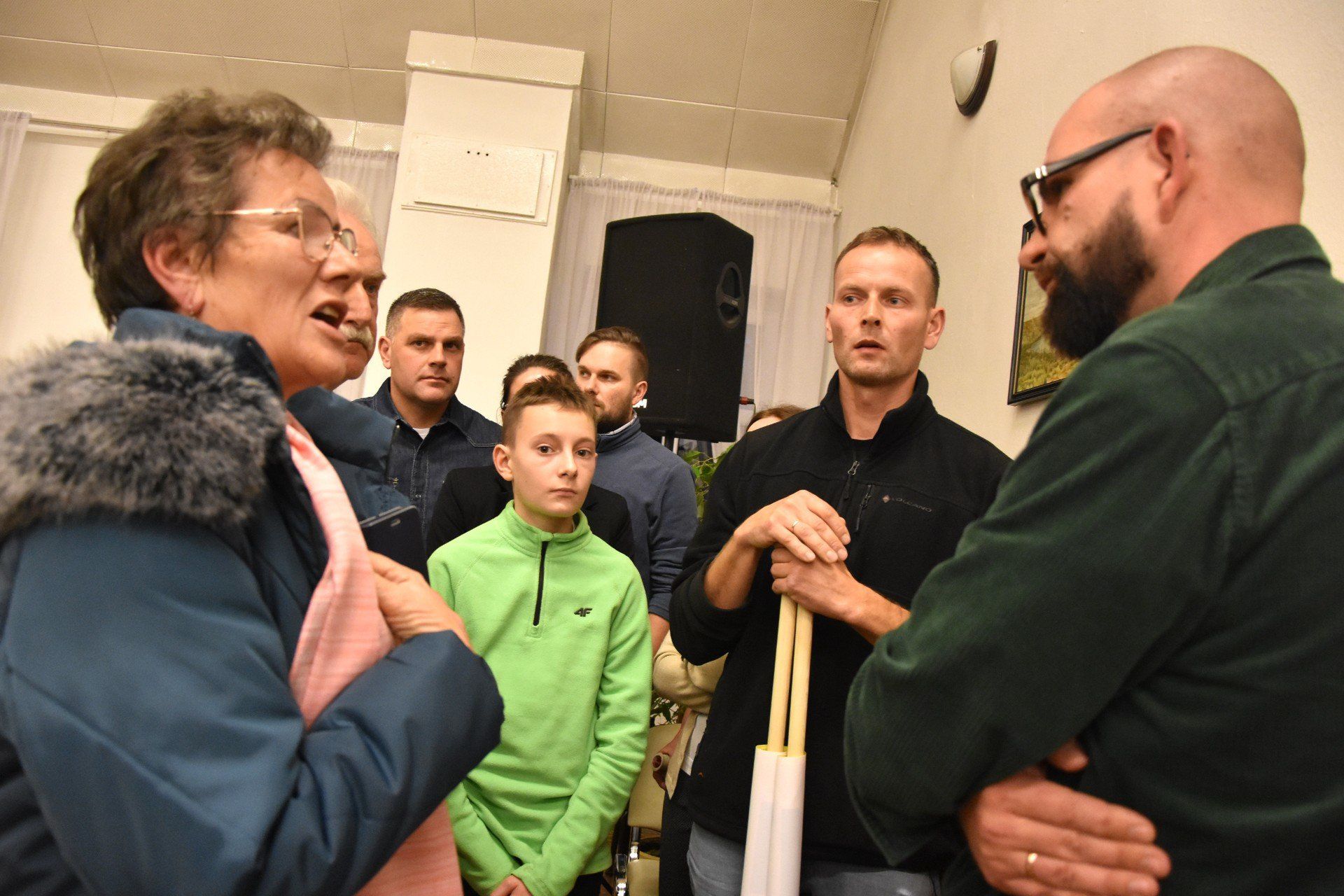 Propozycja przedstawiciela inwestora, by spotkać się i porozmawiać tylko zdenerwowała protestujących. - Teraz chcecie rozmawiać? - pytali mieszkańcy Gogolina