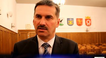 Ceniony dyrektor odchodzi po konflikcie ze starostą. W szpitalu leczono stopę cukrzycową