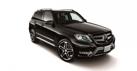 Mercedes-Benz GLK 350 4MATIC Schwarz Edition - mroczny SUV dla Japonii