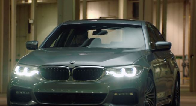 Krótki film akcji w reżyserii Neilla Blomkampa w nowej kampanii BMW