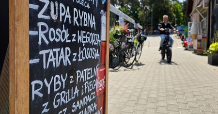 Pokazali cennik za ryby nad morzem. Wielu złapie się za głowę