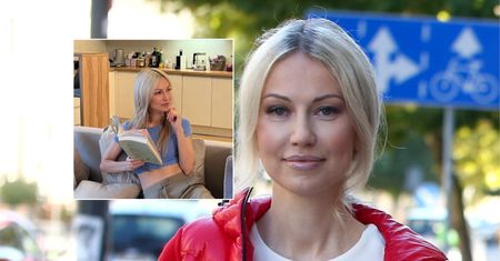 Mieszkanie Magdaleny Ogórek IMPONUJE. Jasne wnętrza i potężna biblioteczka
