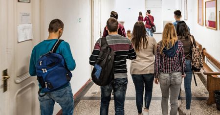 We wrześniu w szkołach średnich zrobi się naprawdę tłoczno. Nie dla wszystkich wystarczy miejsc