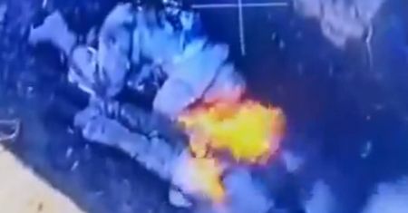 Rosyjski żołdak zamarzał. A potem zrobił z ciałem kolegi coś okropnego