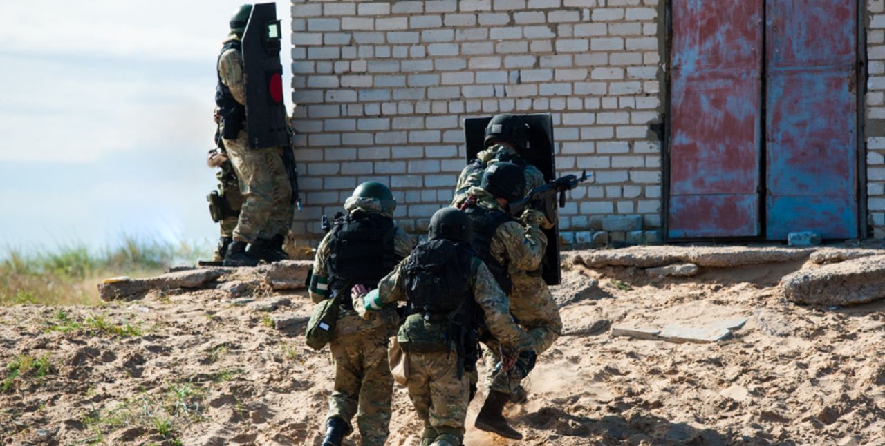 Drony, dym i huk nad Warszawą. Trwają wielkie ćwiczenia na wypadek ataku