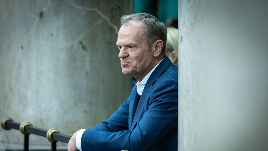 Donald Tusk na premierostwo poczeka przynajmniej do połowy grudnia - wtedy to najpewniej Sejm przejmie inicjatywę tworzenia nowego rządu 