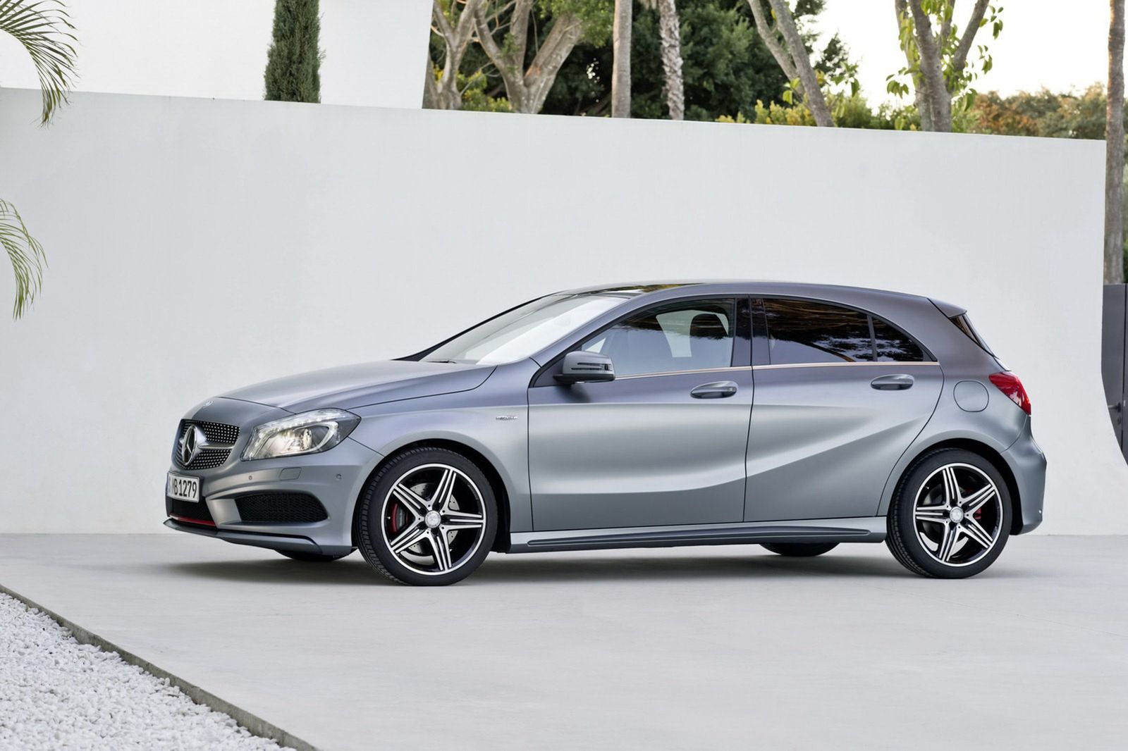 Mercedes-Benz klasy A (W176) - obszerna galeria prosto od producenta 120