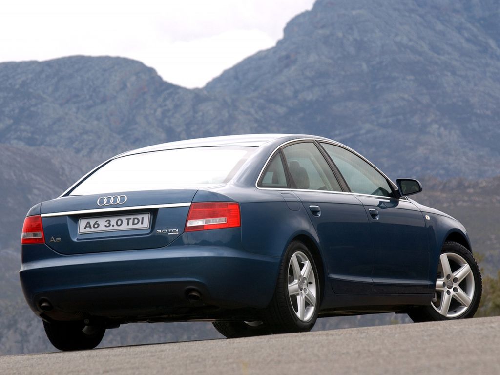 Sedan jest elegancki, ale nie tak praktyczny jak kombi (Avant)