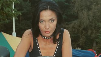 57-letnia Alicja Walczak z "Big Brothera" też wpadła na festiwal w Sopocie. Poznalibyście ją?