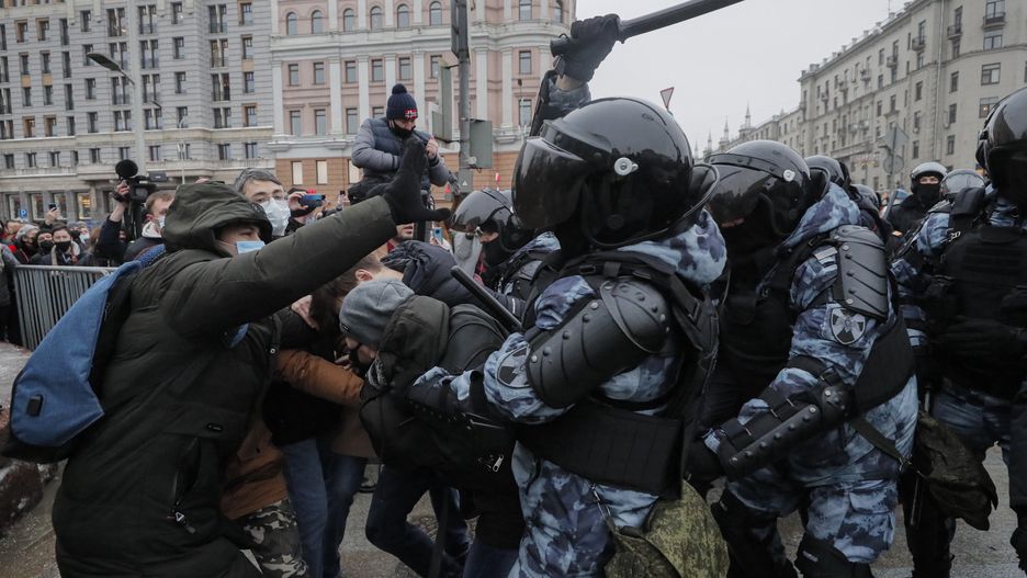Rosja. Demonstracje w Rosji. Protestujący żądają uwolnienia Aleksieja Nawalnego