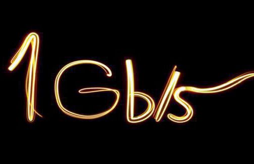 Orange ze światłowodem 1 Gb/s, systemem Smart Wi-Fi i internetem bez wielomiesięcznej umowy. „Odpowiedź na wymagania użytkowników i rozwój internetu”