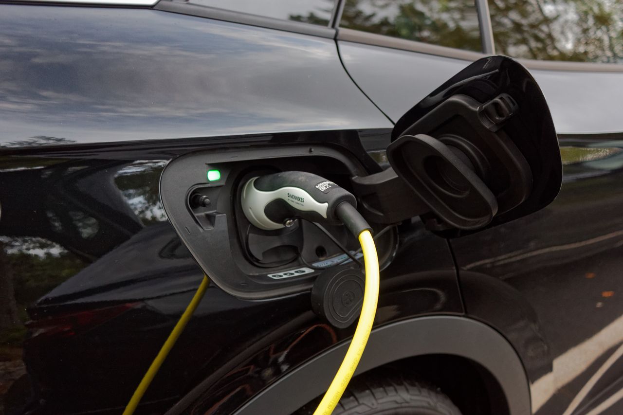 Charging an electric car