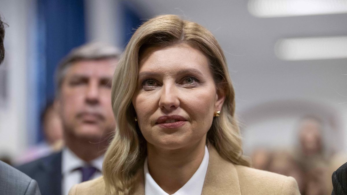 Olena Zelenska with Brigitte Macron and Gabriel Attal - Paris
Ukraine's First Lady Olena Zelenska, French first lady Brigitte Macron and French Education and Youth Minister Gabriel Attal during a visit to Paris' Public Elementary School de l'Arbalete in which Ukrainian students study in Paris, on November 9, 2023.Photo by Eliot Blondet / ABACAPRESS.COM 
Dostawca: PAP/Abaca
Blondet Eliot/ABACA
politics, visit