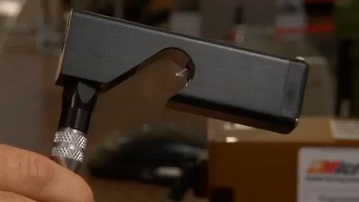 Wojskowa, mobilna ładowarka podłączana do linii wysokiego napięcia [wideo] 1