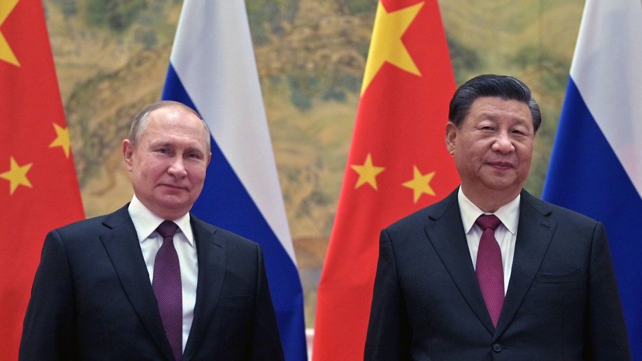 Russian President Vladimir Putin visits Chinaepa09726864 Russian President Vladimir Putin (L) and Chinese President Xi Jinping (R) pose for a picture during their meeting in Beijing, China, 04 February 2022. Putin arrived in China on the day of the Beijing 2022 Winter Olympic Games opening ceremony.  EPA/ALEXEI DRUZHININ / KREMLIN / SPUTNIK / POOL MANDATORY CREDIT Dostawca: PAP/EPA.ALEXEI DRUZHININ / KREMLIN / SPUTNIK / POOL