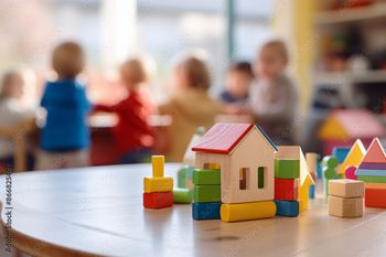 Nowoczesny żłobek dla 60 dzieci powstaje w Zwoleniu. Koszt inwestycji przekracza 6,5 milionów złotych. Mury już zaczęły piąć się w górę