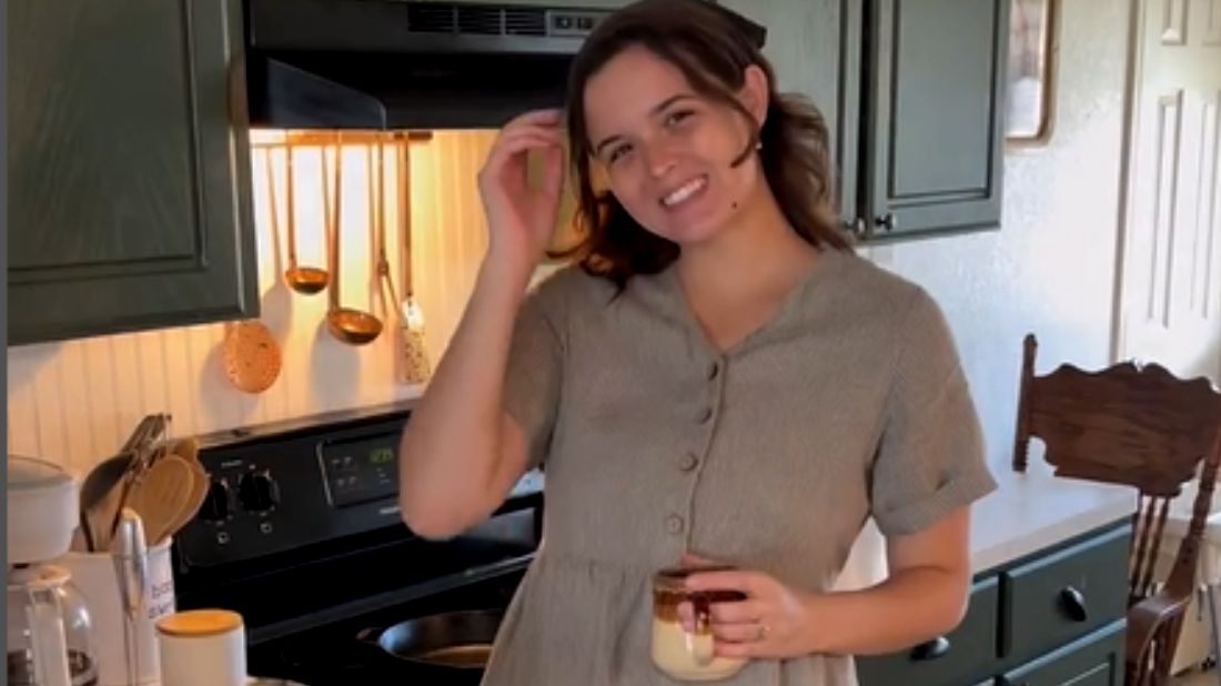 Ashley jest tradwife. Mówi, że została powołana by służyć mężowi