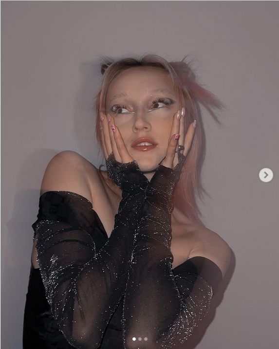 Hi Hania zdradza, jakim szefem jest Friz
