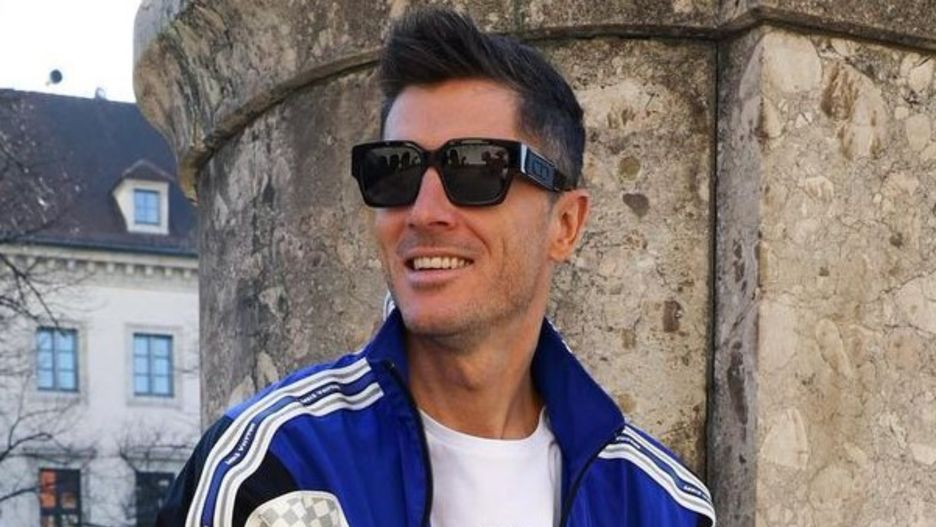Robert Lewandowski często chodzi w dresach 