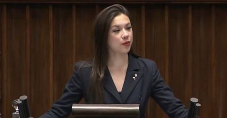 Przemówienie hitem sieci. Porównania do "Misia" Barei