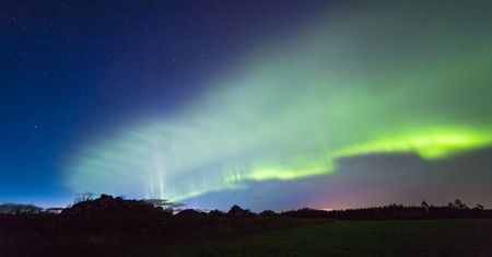 Fotografka ujęła nowy typ zórz polarnych na zdjęciach. Nazywa się ”wydmy”