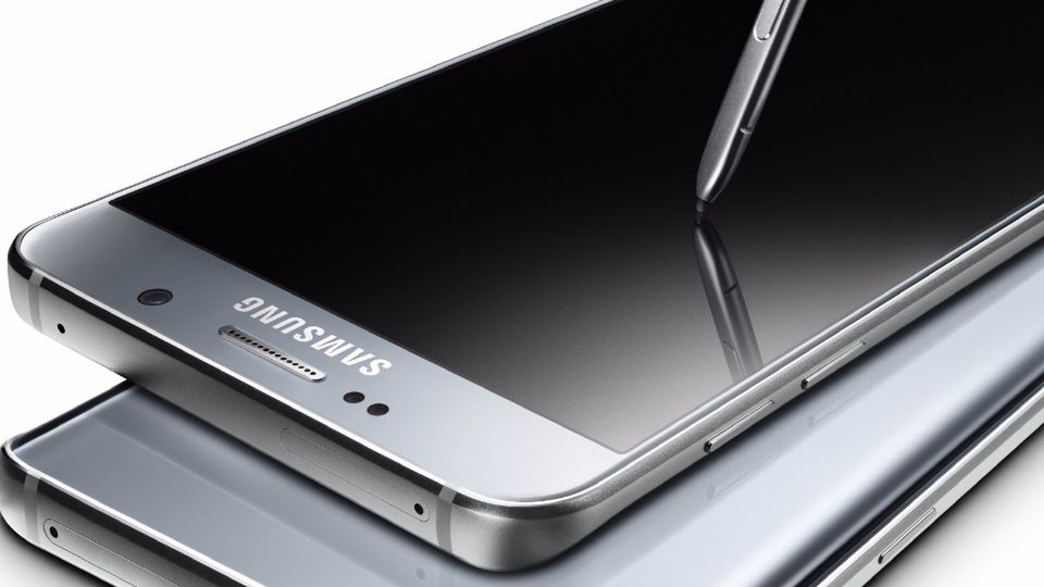 Samsung w końcu zrozumiał, że zalety ekranów AMOLED nie kończą się na jakości obrazu