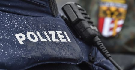 Chcieli atakować migrantów. Mieli bagnety, maczety i pałki