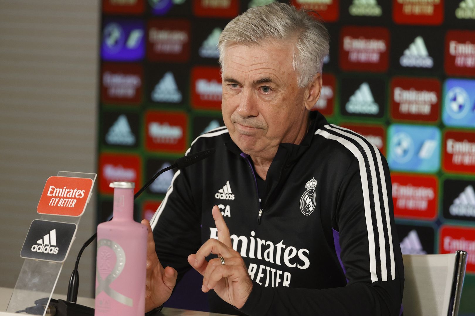 Trener Realu Madryt obawia się Lewandowskiego i spółki. "Będzie walka"